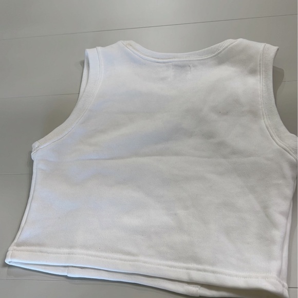 Princess Polly crop top - Picture 2 of 8